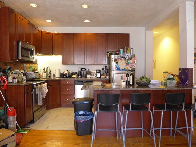 Foto del edificio - 624 Columbus Ave