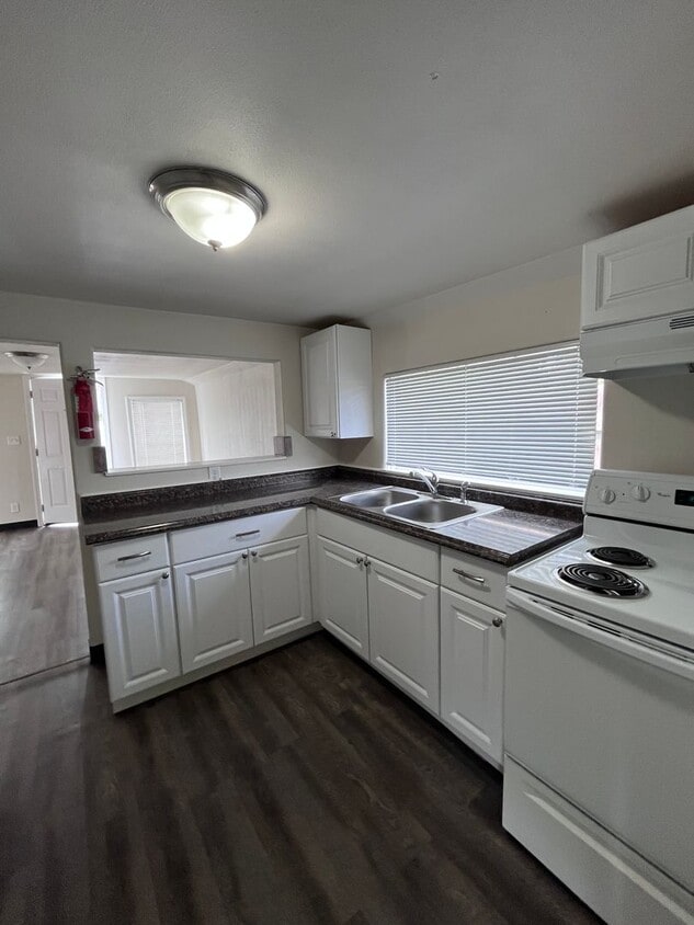 913 N 4th Ave Room for Rent in Yakima, WA