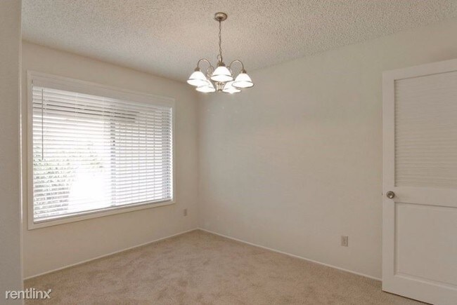 Building Photo - 10325 Lairwood Dr