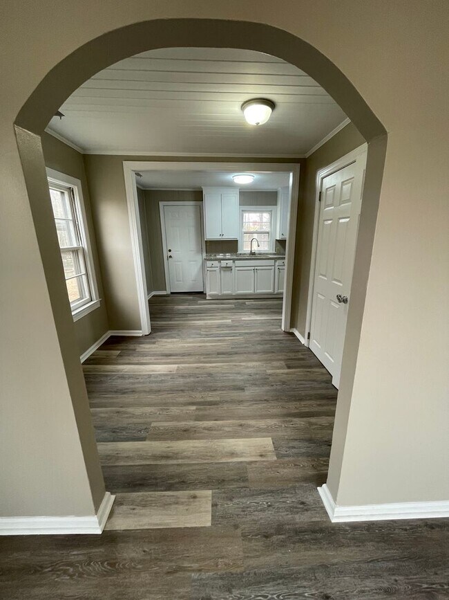 Foto del edificio - 1929 Black Creek Rd SE