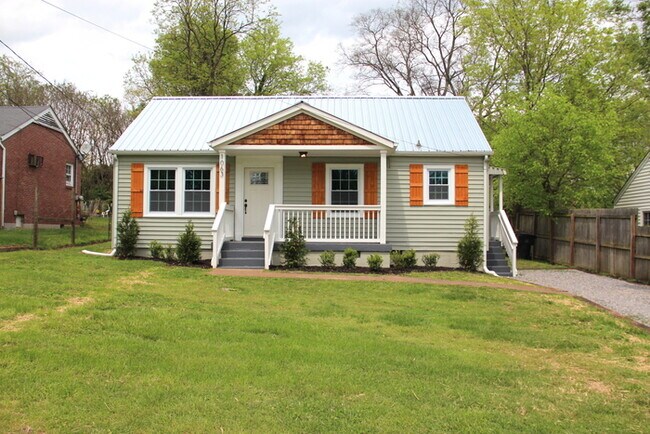 Foto del edificio - Stellar Inglewood Cottage!! Prime location...