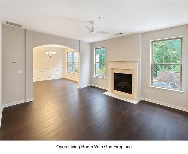 Building Photo - 3432 Castleberry Village Cir