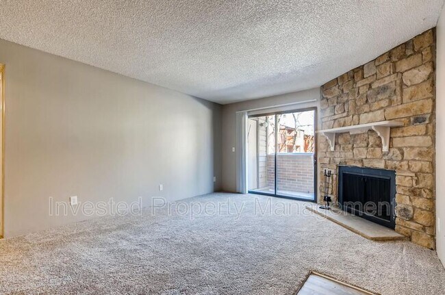 Foto del edificio - 11975 E Harvard Ave