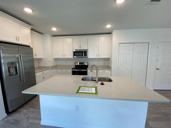 Foto del edificio - 1424 Sunset Preserve Way