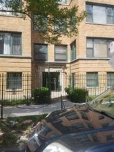 Building Photo - 7306 S Yates Blvd