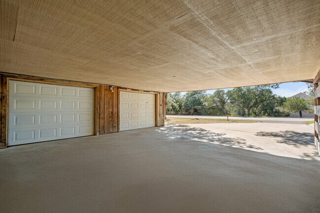 Foto del edificio - 302 Venture Blvd S