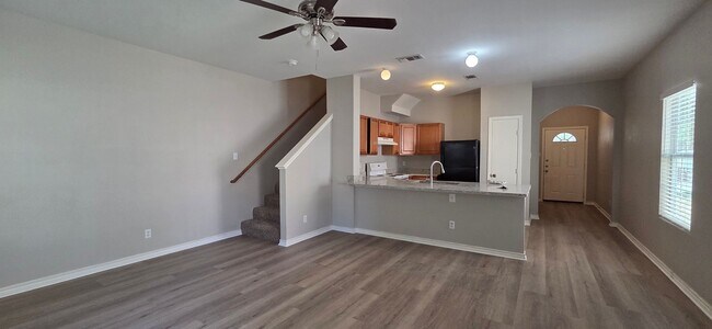 Foto del edificio - Kingsbury Townhome Northwest Medical Cente...