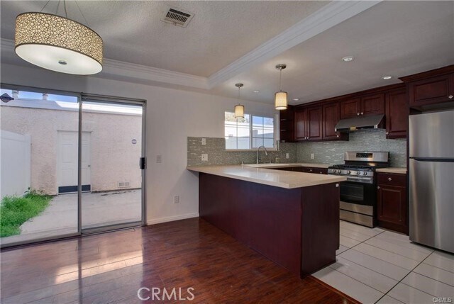 Building Photo - 4050 Badillo St