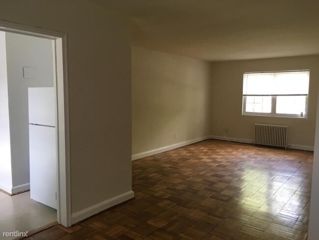 Foto del edificio - 2100 Hildarose Dr