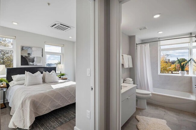 Foto del edificio - 3449 Scotts Ln