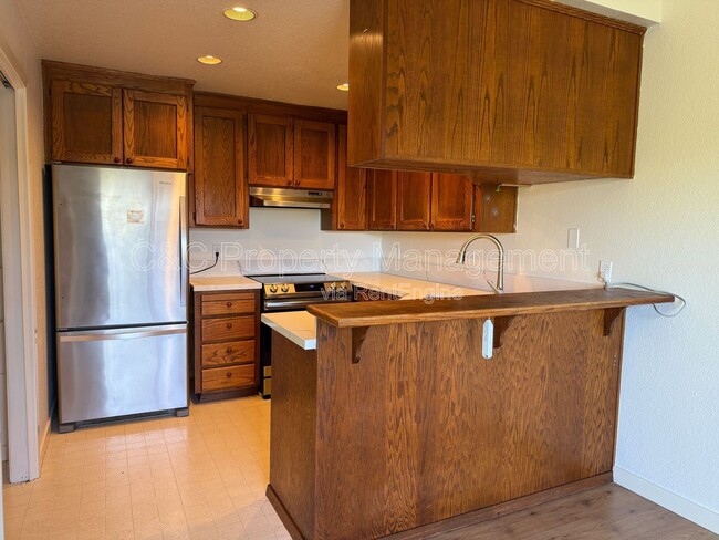 Building Photo - 44 Arabian Way