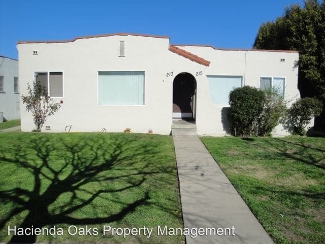 Primary Photo - 213 E El Camino St