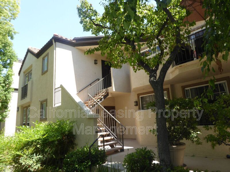 24105 Del Monte Dr. Unit 443, Santa Clarita, CA 91355 Condo for Rent