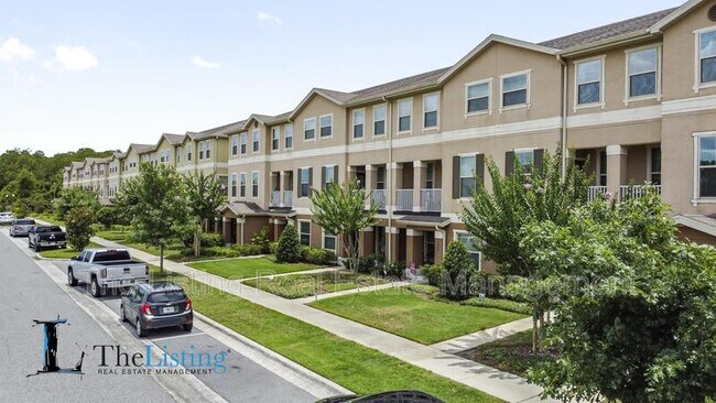 Building Photo - 10522 Green Ivy Ln