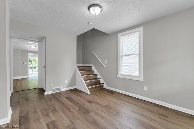 Building Photo - 7210 Colgate Ave