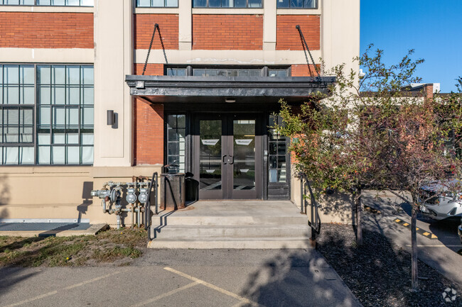 Foto del edificio - The Mentholatum