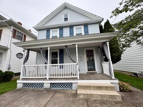 Building Photo - 348 E Derry Rd
