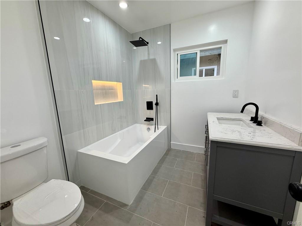 Foto principal - 8561 Marklein Ave