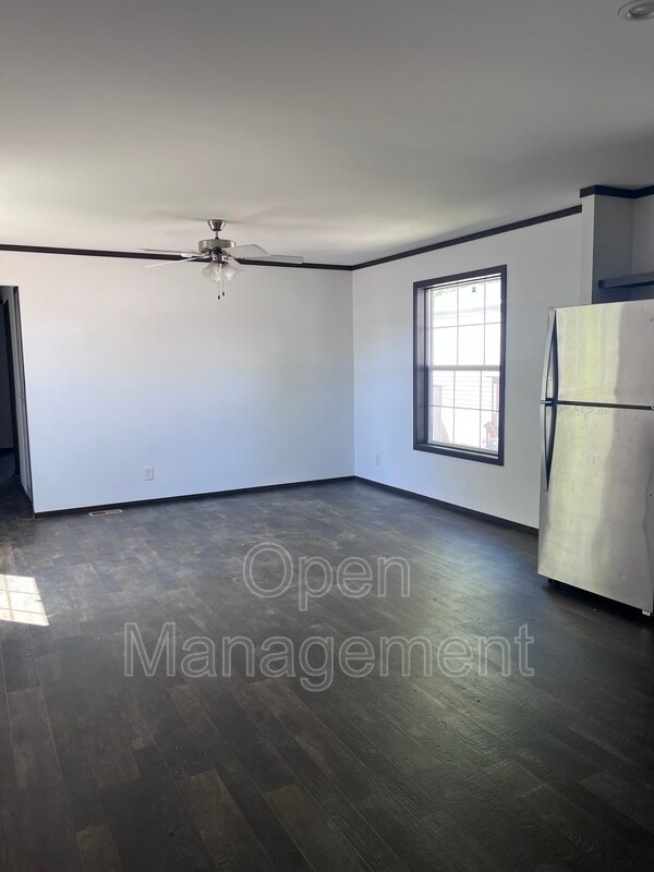 Foto del edificio - 2301 SW Oralabor Rd