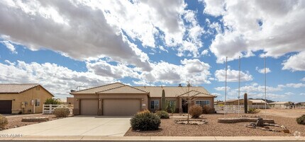 Building Photo - 10539 Tamara Dr