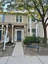 Building Photo - 29740 Sullivan Oaks Dr