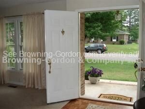 Foto del edificio - 3 bedroom house for lease in Bellevue