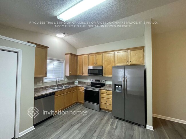 Building Photo - 5882 Culloden Ct