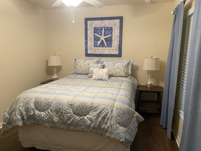 Building Photo - 13671 Julias Way