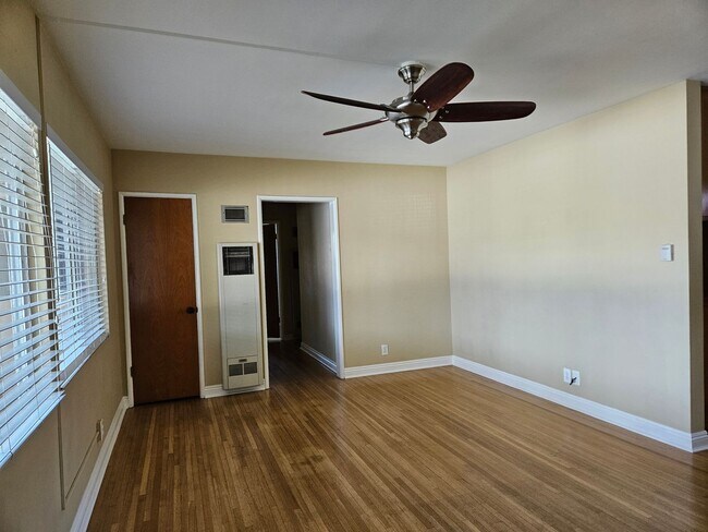 Building Photo - A French Park Beauty! OPEN HOUSE 3/26/2024...