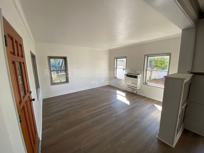 Foto del edificio - 4288 Cleveland Ave