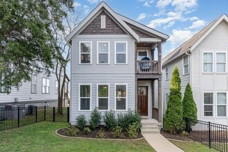Building Photo - 928 Thomas Ave
