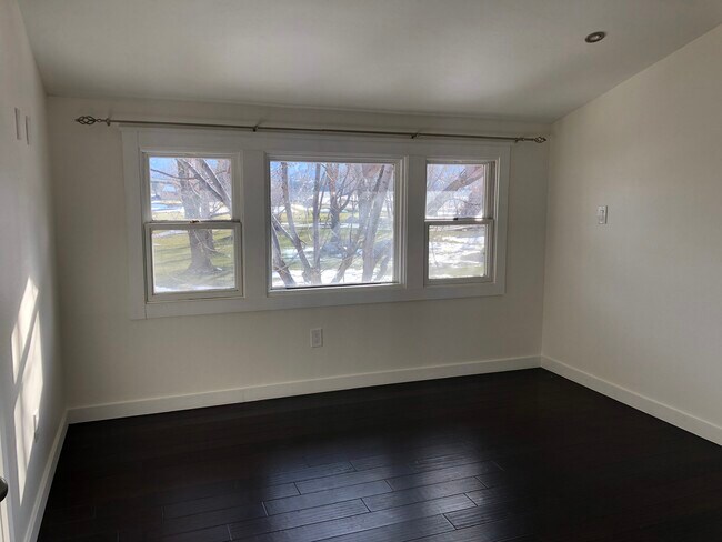Building Photo - 69 Meadow Lakes Dr