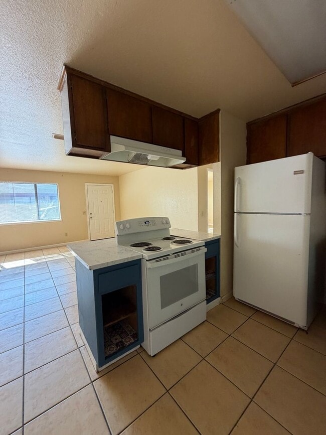 Photo - 3735-37 MYRTLE AVENUE Apartment