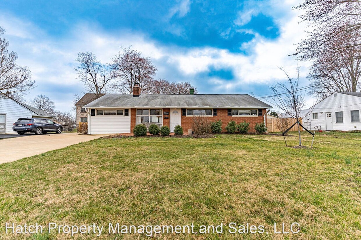 Primary Photo - 3 br, 1.5 bath House - 4801 Apple Tree Dr