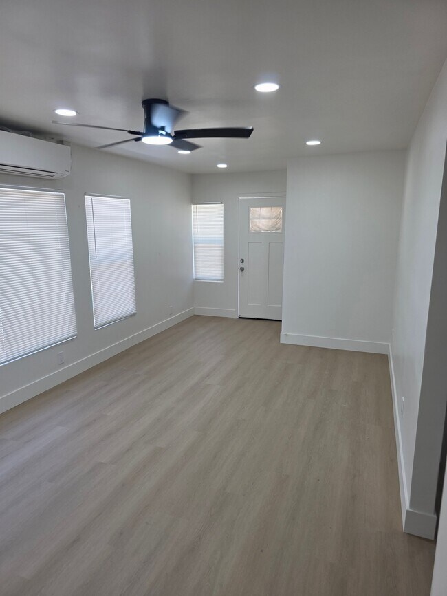 Foto del edificio - 424 B St