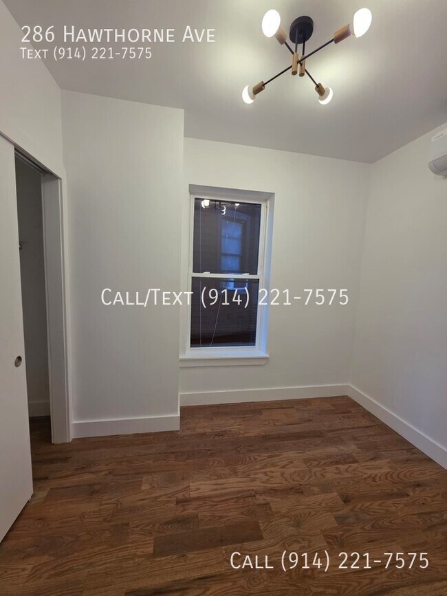 Foto del edificio - 286 Hawthorne Ave