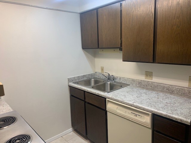 Foto del edificio - 2220 E Murray Holladay Rd