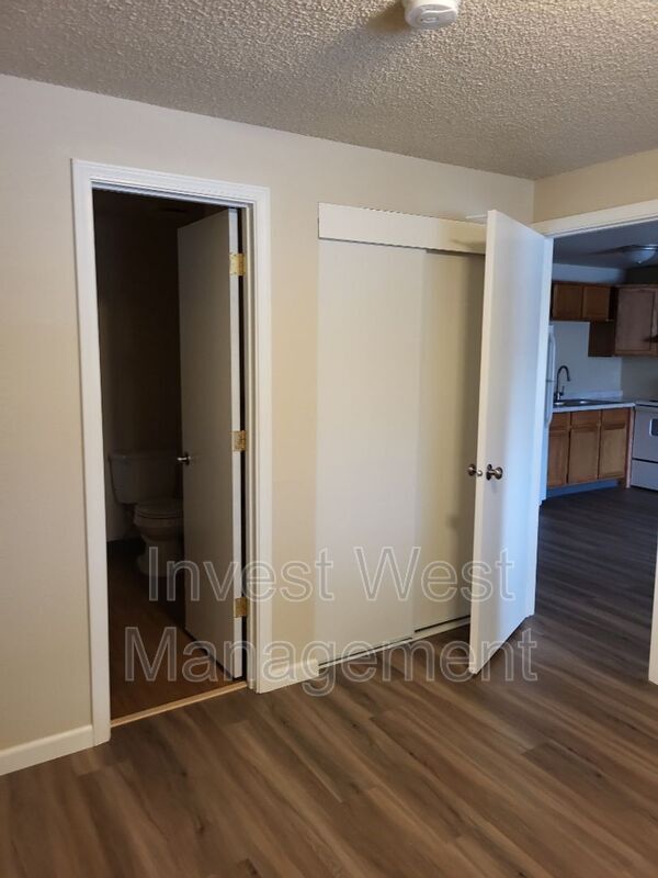 Foto del edificio - 8402 NE 8th Way