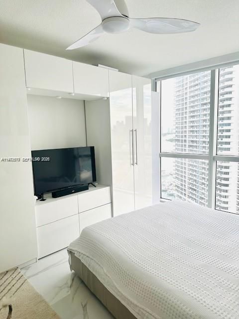 Foto del edificio - 1750 N Bayshore Dr