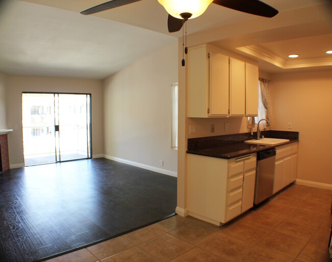 The living area - 1161 Packers Cir