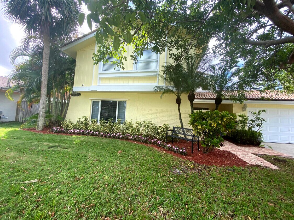 Primary Photo - 3069 NW 27th Terrace