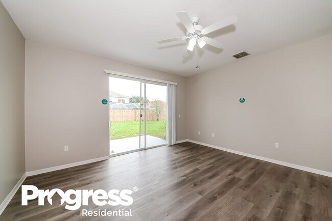 Building Photo - 12323 Hollybush Terrace