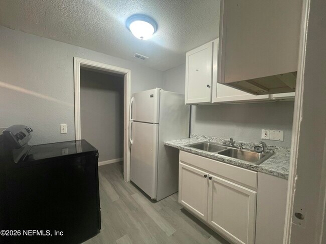 Foto del edificio - 1834 Meharry Ave