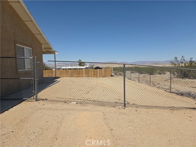 Foto del edificio - 74994 Serrano Dr