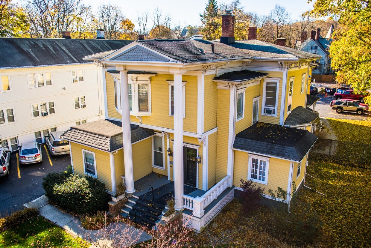 Foto principal - 315 Woodward Ave