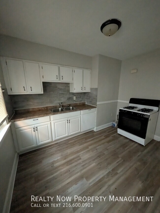 Foto del edificio - 3425 Altamont Rd