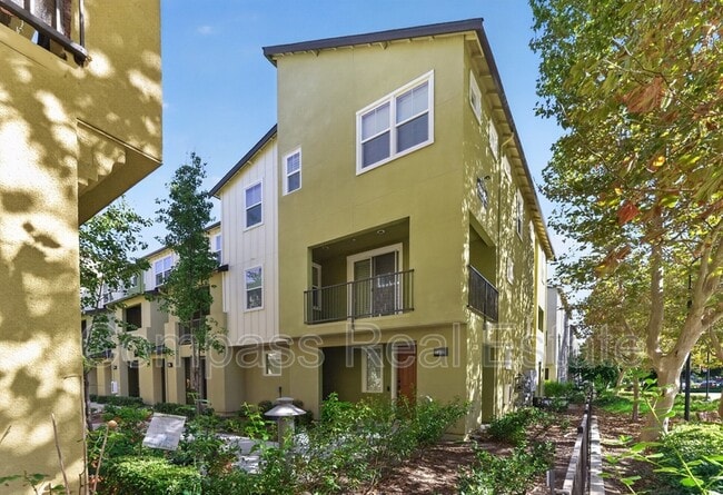 Building Photo - 1322 Nestwood Way