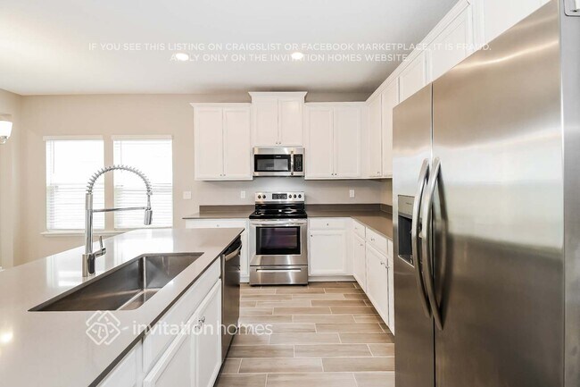 Foto del edificio - 10009 Lemon Grass Ln