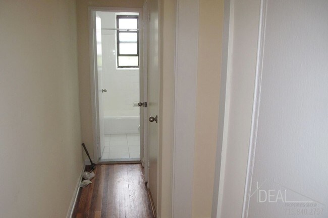 Building Photo - 1208 Ocean Pkwy