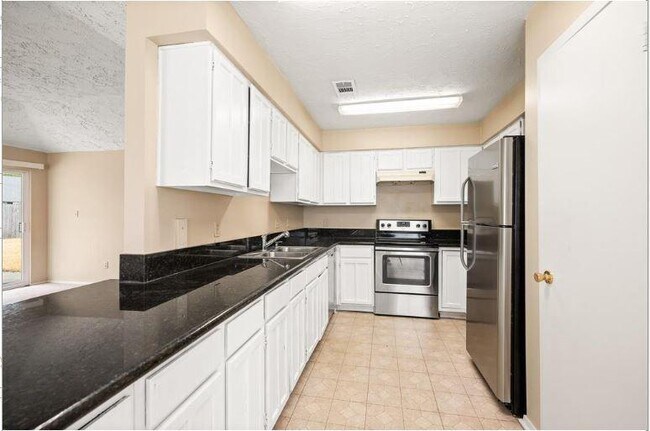 Foto del edificio - 13610 Pecan Oak Dr